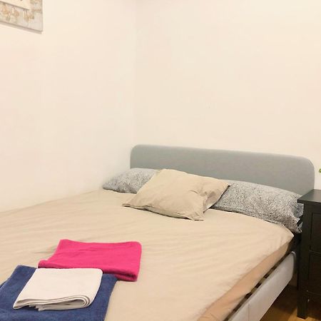 Eixample Modernista Apartment บาร์เซโลนา ภายนอก รูปภาพ